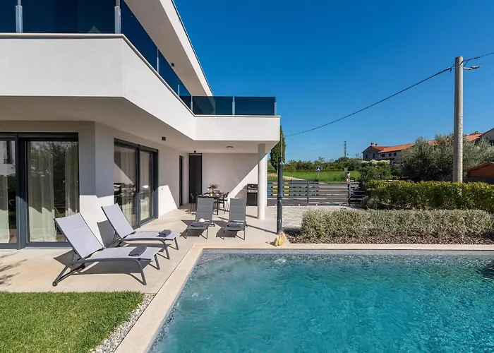 Сasa de vacaciones Modern With Private Pool, Sleeps 8 Novigrad Istria