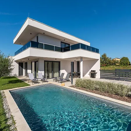 Vikendica Modern With Private Pool, Sleeps 8 Novigrad (Istria)