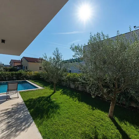 Vikendica Modern With Private Pool, Sleeps 8 Novigrad (Istria)